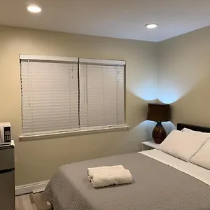 Homestay Lovely In Private House Near Disneyland